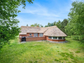 Holiday Home Rajka - 800m from the sea by Interhome, Bogø By